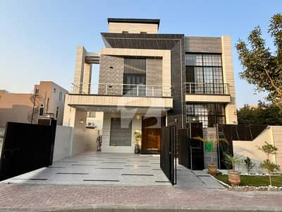 10 Marla Residential House For Sale In Quaid Block, Nearby Commercial Market, School, Mosque and Health Care Canter