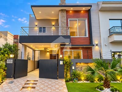 Fully Furnished 5 Marla Independent Double Kitchen Bungalow Near Big Park And Market