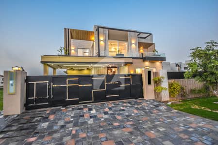 ONE KANAL BEAUTIFUL ULTRA MODERN HOUSE AVAILABLE FOR RENT IN DHA PHASE 7