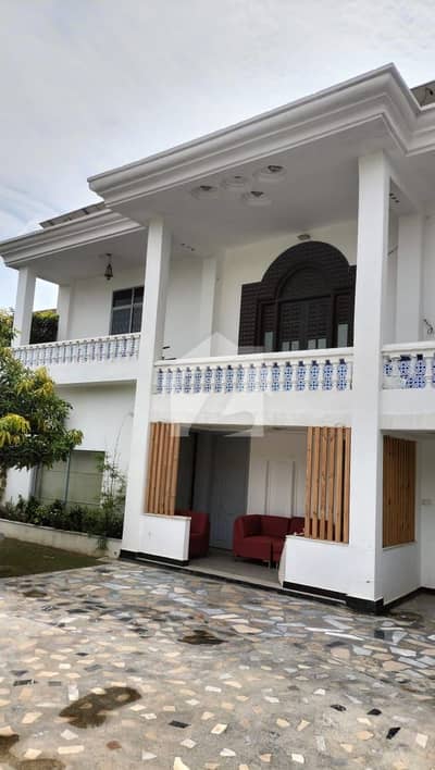 1st House From Main Bosan Road. . Near Multan Marqee 1 Kanal Luxry House For Sale On Very Good Price