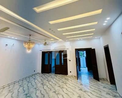 Stunning House 10 bedrooms attached Washrooms DD TvL SQ Rent Demand 5.50 Lac