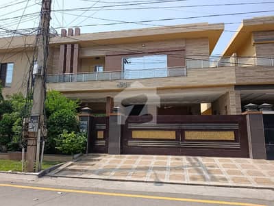 1 Kanal 60 Feet Road Brand New Luxury House For Sale In Nasheman Iqbal Phase 1 - Hot Location