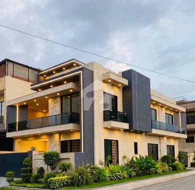 7 Marla Brand New Designer Corner House For Sale 7 Marla Brand New Designer Corner House For Sale