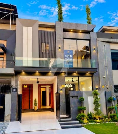 5 Marla Ultra Modern Luxury House For Sale