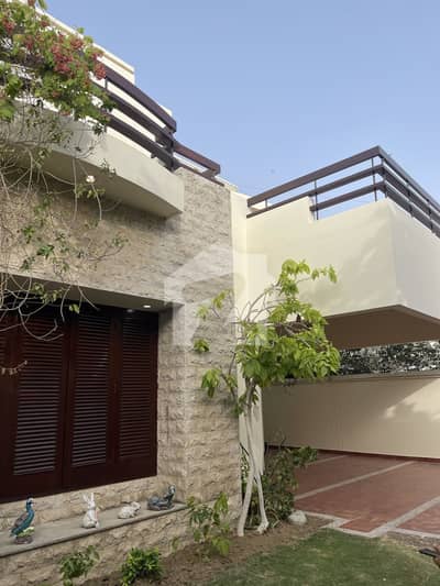 ڈی ایچ اے فیز 5 ڈی ایچ اے ڈیفینس,کراچی میں 4 کمروں کا 1 کنال مکان 5.45 لاکھ میں کرایہ پر دستیاب ہے۔ ڈی ایچ اے فیز 5 ڈی ایچ اے ڈیفینس,کراچی میں 4 کمروں کا 1 کنال مکان 5.45 لاکھ میں کرایہ پر دستیاب ہے۔