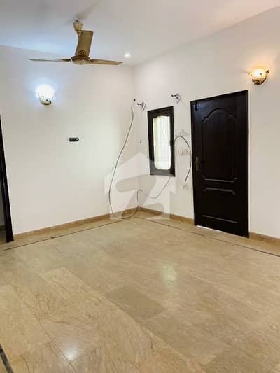 BUNGALOW FOR SALE GROUND-2 BLOCK 10 GULSHAN E IQBAL INTERESTED PERSON CALL BUNGALOW FOR SALE GROUND-2 BLOCK 10 GULSHAN E IQBAL INTERESTED PERSON CALL