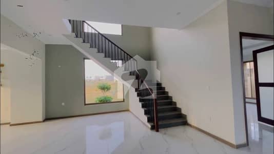 272sq yd Ready to Move Villa in Precinct-1 0.5km from main entrance. A-One Construction Standard 5Bed Drawing Dining Lounge