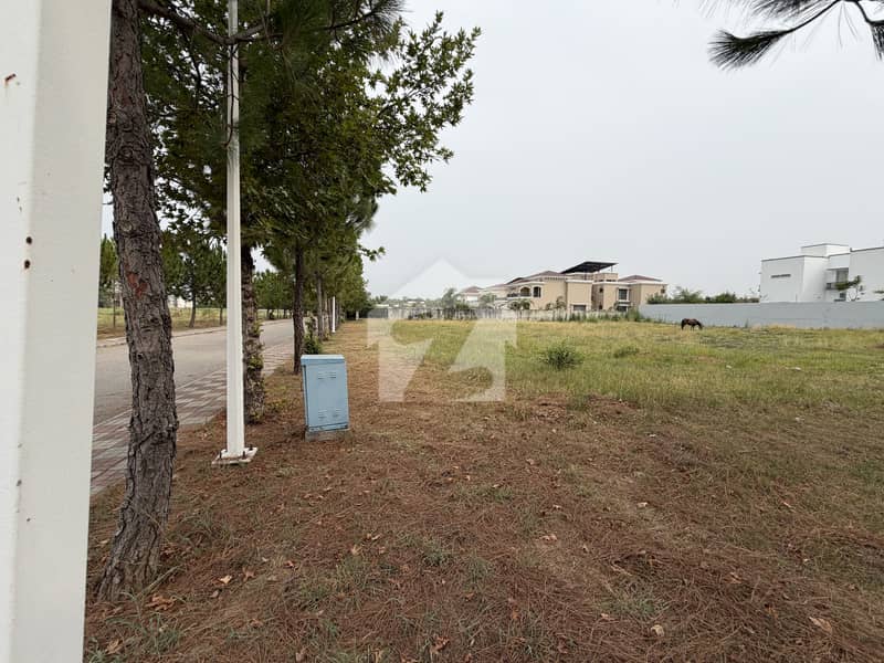 Gulberg Green 4 Kanal Farmhouse Plot Gulberg Green 4 Kanal Farmhouse Plot