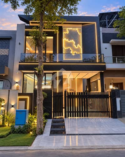 3 Years Installment Plan Luxury 5 Marla Brand New House In Park View City Lahore 3 Years Installment Plan Luxury 5 Marla Brand New House In Park View City Lahore