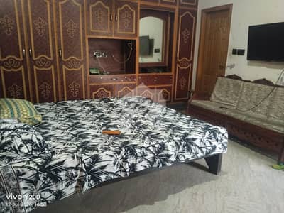 10 Marla House For Sale In Johar Town Block B Facing Park (Original Picture) Marble Floor Hot Location Main Apporched