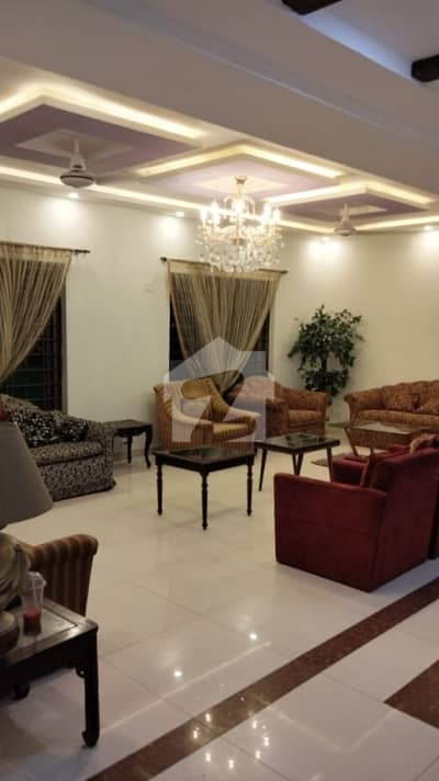 10 Marla New Flat 3 Bedrooms Flat Available For Sale. 10 Marla New Flat 3 Bedrooms Flat Available For Sale.