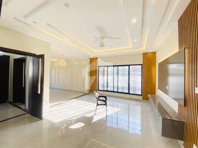 4 bedroom apartment available for sale Askari Tower 4 in DHA phase 5 Islamabad
