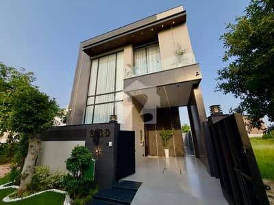 DHA PHASE 9 TOWN 5 MARLA MODERN HOUSE FOR SALE  NEAR PARK MARKET