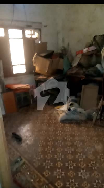 Independent Ground + 1 House Available for Commercial Independent Ground + 1 House Available for Commercial