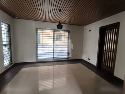 House For Rent 10 Bedrooms 10 Bathrooms Double Drawing Room Double TV Lounge Doubles Kitchen