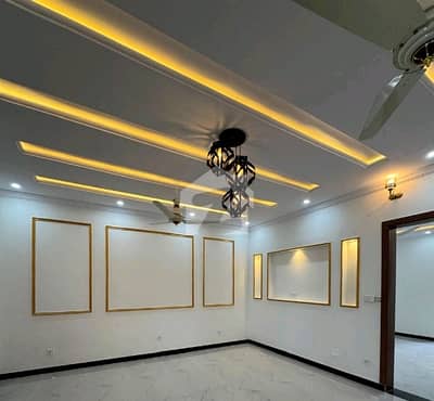 10 Marla Upper Portion In Islamabad Is Available For rent