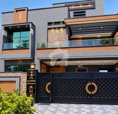 10= Marla Brand New House For Sale Near Park Good Location