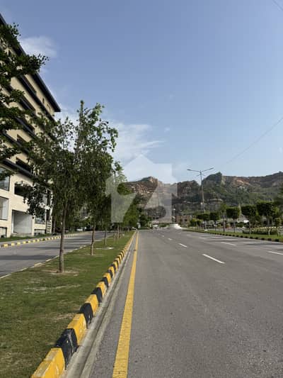 7 Marla Plot for Sale Faisal Hills, Block C   Location: Block C, Faisal Hills  Size: 30 60 ft (7 Marla)  Plot: Solid & prime location  Ideal for: Residential construction