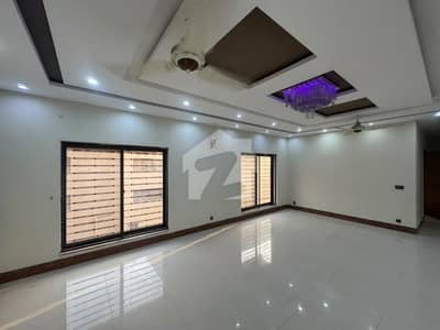 Prominent-1 Kanal House's Upper Portion Available For Rent In Eden City DHA Phase 8