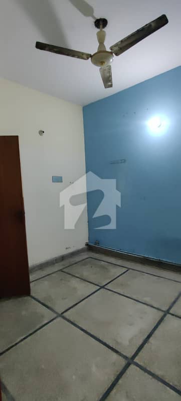 One Kanal Single Story House For Rent For The Office Available In Model Town Link Road Near Amanah Mall One Kanal Single Story House For Rent For The Office Available In Model Town Link Road Near Amanah Mall
