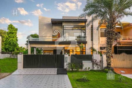 11 Marla Ultra Modern House For Sale in DHA Phase 8 air avenue Prime Location | Elegant Design | Solid Construction 11 Marla Ultra Modern House For Sale in DHA Phase 8 air avenue Prime Location | Elegant Design | Solid Construction