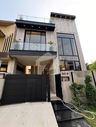 5 Marla Modern New House Available For Rent In DHA Phase 6 Lahore