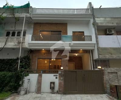 ایف ۔ 10/3 ایف ۔ 10,اسلام آباد میں 4 کمروں کا 4 مرلہ مکان 3.35 کروڑ میں برائے فروخت۔