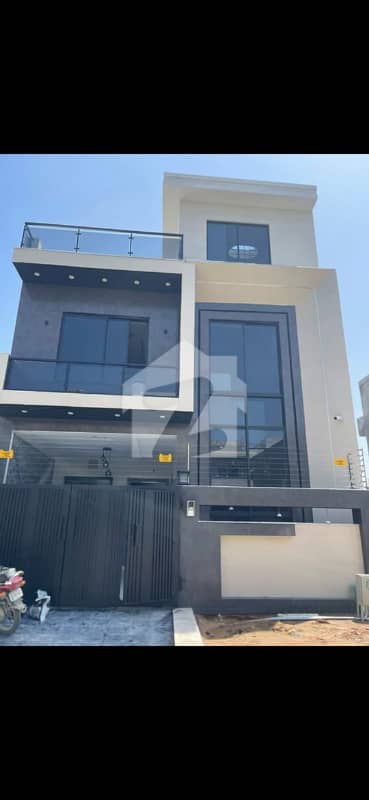 NEW SEMI FURNISHED BEAUTIFUL DOUBLE STOREY HOUSE FOR SALE