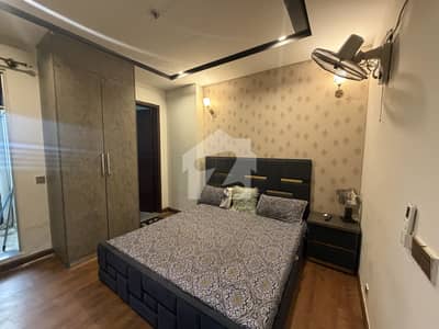 GULBERG GREEN 1 BEDROOM FULLY LUXURY FURNISHED APARTMENTS FOR RENT