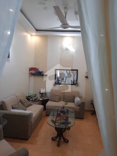 Flat For sale in Gulshan-e-Iqbal Block 1 Flat For sale in Gulshan-e-Iqbal Block 1