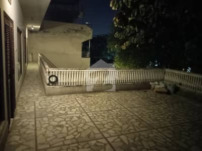 Well Maintained House Upper Portion FOR RENT