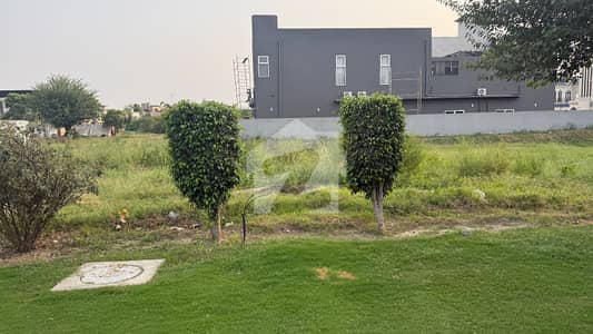 ڈی ایچ اے فیز 7 - بلاک زیڈ ڈی ایچ اے فیز 7,ڈی ایچ اے ڈیفینس,لاہور میں 3 کنال رہائشی پلاٹ 19.5 کروڑ میں برائے فروخت۔ ڈی ایچ اے فیز 7 - بلاک زیڈ ڈی ایچ اے فیز 7,ڈی ایچ اے ڈیفینس,لاہور میں 3 کنال رہائشی پلاٹ 19.5 کروڑ میں برائے فروخت۔