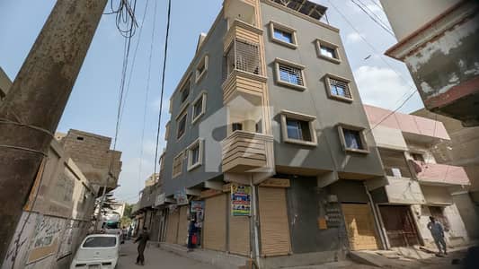 گلشن قادری ملیر,کراچی میں 2 کمروں کا 3 مرلہ فلیٹ 58.0 لاکھ میں برائے فروخت۔ گلشن قادری ملیر,کراچی میں 2 کمروں کا 3 مرلہ فلیٹ 58.0 لاکھ میں برائے فروخت۔