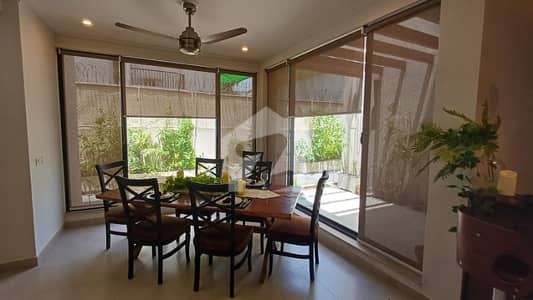 ایف ۔ 7 اسلام آباد میں 4 کمروں کا 1 کنال مکان 10.5 لاکھ میں کرایہ پر دستیاب ہے۔