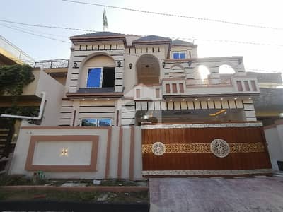 A Spacious Prime Location 10 Marla House In Gulshan Abad Sector 1