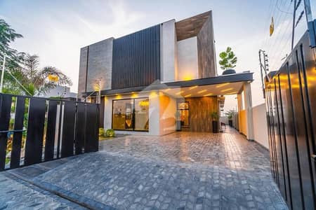 100% Original Deal | Ultra Top Notch 1 Kanal Brand New Bungalow | Reasonable Price In Market| Near Dolmen Mall & Park | Near To Raya Commercial | Prime Location DHA Phase 7