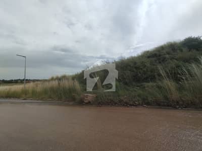 PRIME 1 KANAL RESIDENTIAL PLOT FOR SALE DHA PHASE 3 SECTOR D