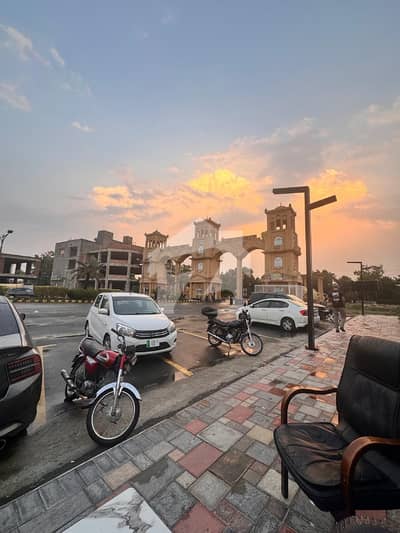 الحفیظ گارڈن - فیز 2 مین کینال بینک روڈ,لاہور میں 4 مرلہ Studio مکان 1.3 کروڑ میں برائے فروخت۔ الحفیظ گارڈن - فیز 2 مین کینال بینک روڈ,لاہور میں 4 مرلہ Studio مکان 1.3 کروڑ میں برائے فروخت۔