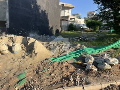 بحریہ گرینز۔ اوورسیز انکلیو - سیکٹر 2 بحریہ گرینز۔ اوورسیز انکلیو,بحریہ ٹاؤن فیز 8,بحریہ ٹاؤن راولپنڈی,راولپنڈی میں 12 مرلہ رہائشی پلاٹ 2.15 کروڑ میں برائے فروخت۔