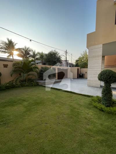DHA Phase 7 1000 Sq. Yds. Outclass Luxury Bungalow for Sale DHA Phase 7 1000 Sq. Yds. Outclass Luxury Bungalow for Sale