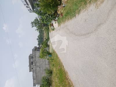 University Town Block B St 2 kanal