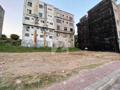 8 Marla Prime Location Mein Expressway Facing Plot For Sale In Bahria Town Islamabad Phase 7 Spring North