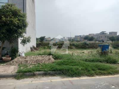 Rare Pair 176/E & 176/F | 10 Marla Each | Northern Phase 1 Bahria Orchard | Owner Direct Rare Pair 176/E & 176/F | 10 Marla Each | Northern Phase 1 Bahria Orchard | Owner Direct