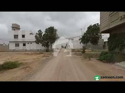 Prime Location Residential Plot 120 Square Yards For sale In Saadi Garden - Block 3