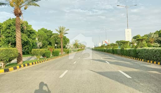 1 KANAL ONGROUND PLOT WALKING DISTANCE FROM BAHRIA TOWN WITH ALL DUES PAID AVAILABLE FOR SALE IN NEW LHR CITY