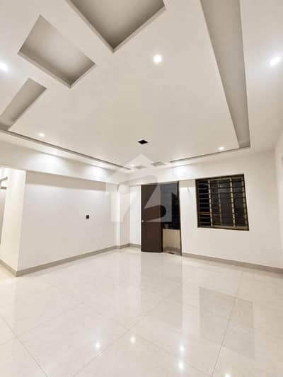 Prime Location Flat Available For Sale On Main Shahrah-E-Pakistan Federal B Area (BANK LOAN APPLICABLE)