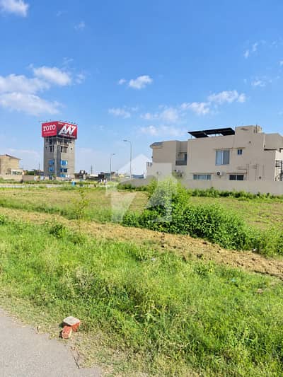 DHA Phase 8, Block X 1 Kanal Plot For Sale