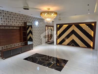 10 Marla Beautiful Ground Portion Available For Rent Gas Available