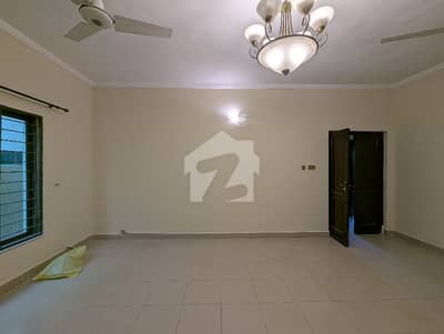10-Marla 4-Bedrooms Renovated House Available For Rent In Askari-10 Lahore.