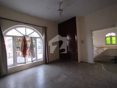 3 Beds independent house Peshawar road Rawalpindi